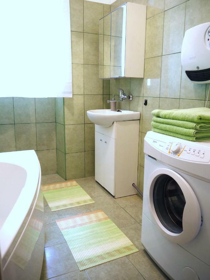 B4 Apartament