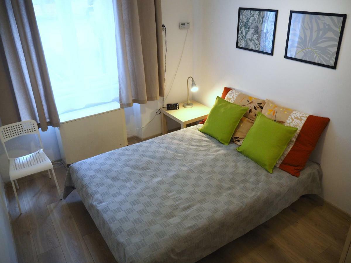 B4 * Kraków