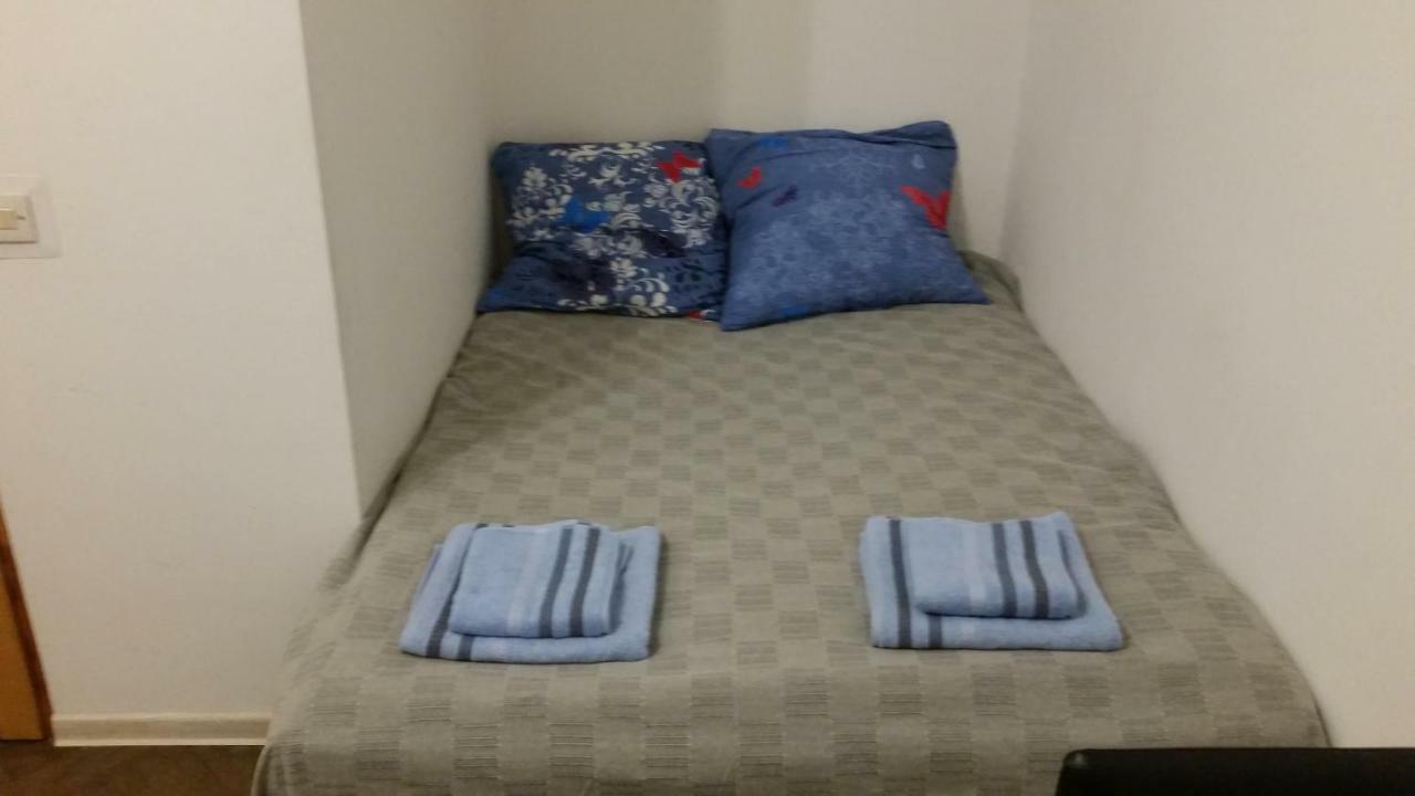 B4 Apartament