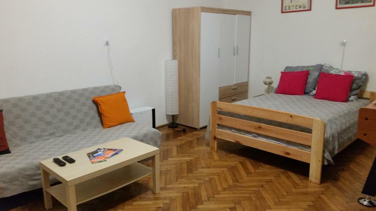 B4 * Kraków